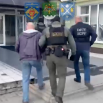 VIDEO Rețea de migrație ilegală, destructurată în Moldova. Trei persoane au fost încătușate