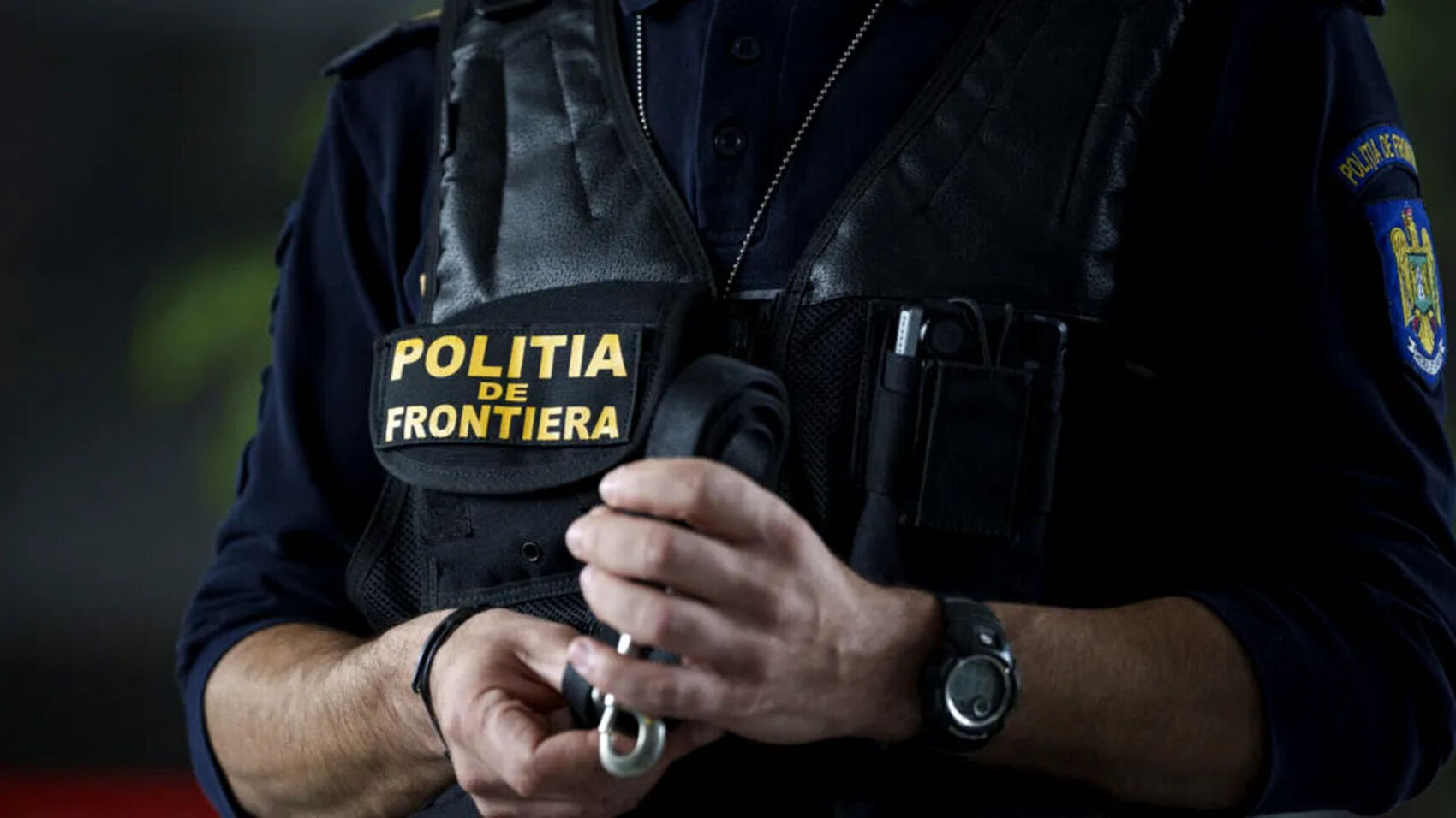 Moldovean dat în urmărire în Franța, reținut la frontiera cu România: Este acuzat de operațiuni coordonate de Rusia