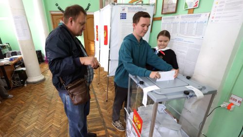 Rusia, în ultima zi a alegerilor parlamentare. Este primul scrutin pentru Duma de Stat de la începutul războiului