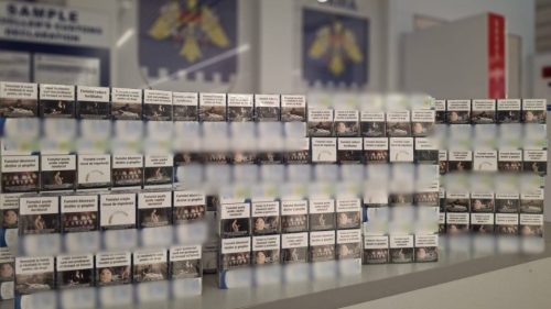 Cu sute de pachete de țigări în bagaje, au încercat să plece din Moldova! Doi străini au făcut cale întoarsă
