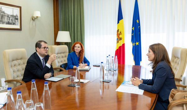 Tofan, discuții cu FMI: Privatizări acolo unde statul nu are motiv clar să rămână proprietar