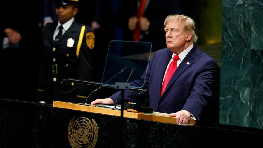 Acordul istoric pentru Groenlanda a fost semnat la ONU. Trump anunță că va construi două baze militare „uriașe” pe insulă