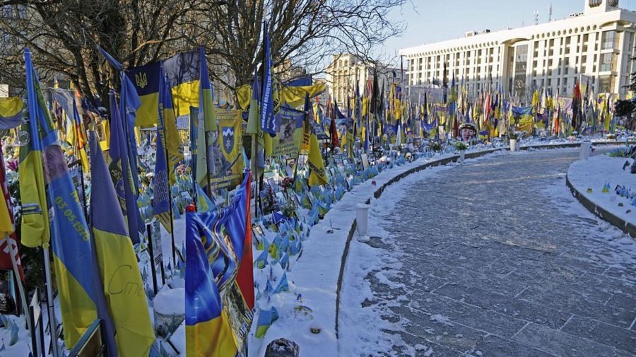 Premierul Ucrainei le cere persoanelor vulnerabile să părăsească marile orașe înainte de iarnă