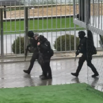 VIDEO Intervenții în situații de risc și rețineri de persoane înarmate: Mascații de la „Fulger” au desfășurat exerciții