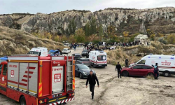 VIDEO Tragedie în Cappadocia, una dintre cele mai vizitate regiuni din Turcia: Doi morți după prăbușirea unor stânci