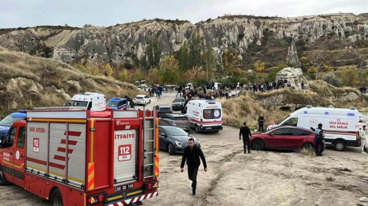 VIDEO Tragedie în Cappadocia, una dintre cele mai vizitate regiuni din Turcia: Doi morți după prăbușirea unor stânci
