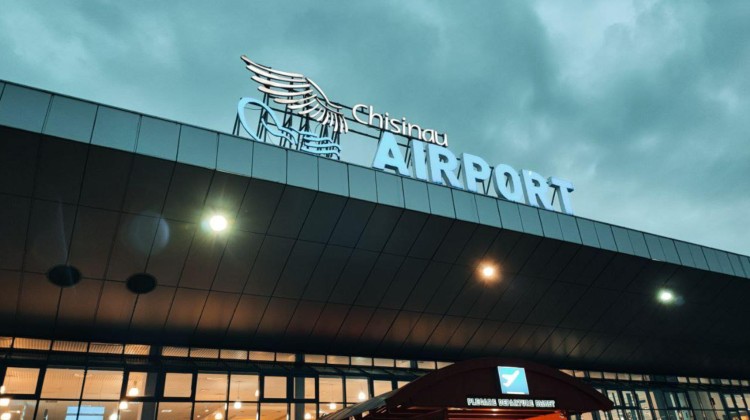 Alertă cu bombă la Aeroportul din Chișinău, falsă: Accesul pasagerilor în terminal a fost reluat