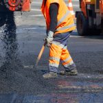Amenzi de 95 de milioane de lei pentru zeci de companii: Cum ar fi trucat licitațiile pentru drumuri