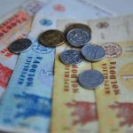 TVA la colete și motorină mai scumpă! Parlamentul a votat noile taxe pentru 2027