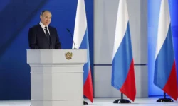 Putin se pregăteşte pentru un război pe termen lung în Ucraina. A planificat cheltuieli de război record