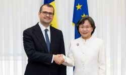 Premierul cheamă investitorii chinezi în Moldova. Mesajul transmis ambasadoarei Zhihua