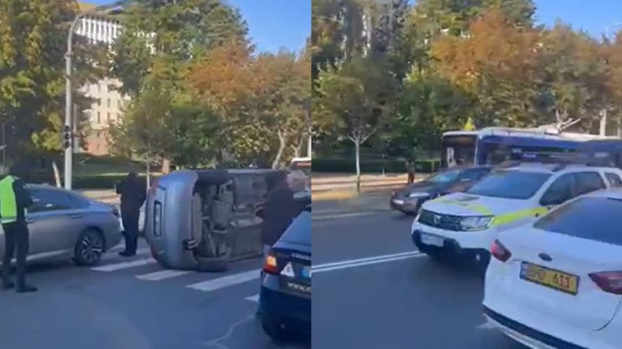 VIDEO Accident în apropierea Președinției. Patru mașini s-au ciocnit, iar una s-a răsturnat