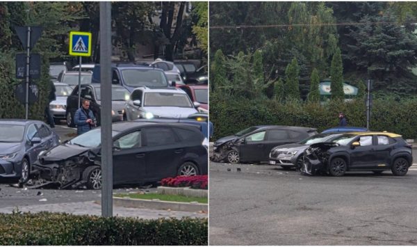 VIDEO Accident violent la o intersecție din Chișinău. Poliția și ambulanța, la fața locului