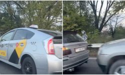 VIDEO Accident matinal pe bulevardul Dacia: Trei mașini, implicate în impact