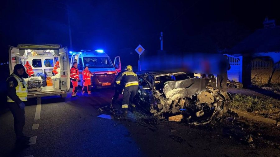 Accident mortal la Hâncești: Un bărbat a murit după ce un Mercedes s-a izbit de un pilon