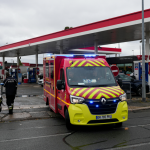 Atentat lângă Paris: Un individ a deschis focul din mașină și a ucis un om. Alții patru, inclusiv un copil, sunt răniți
