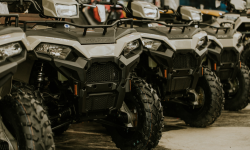 VIDEO A furat două ATV-uri și un generator de peste 57.000 de lei: Un tânăr din Chișinău, reținut