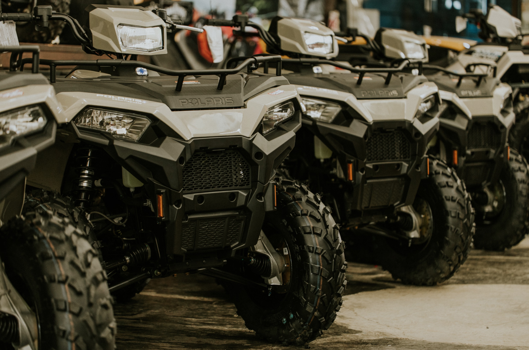 VIDEO A furat două ATV-uri și un generator de peste 57.000 de lei: Un tânăr din Chișinău, reținut