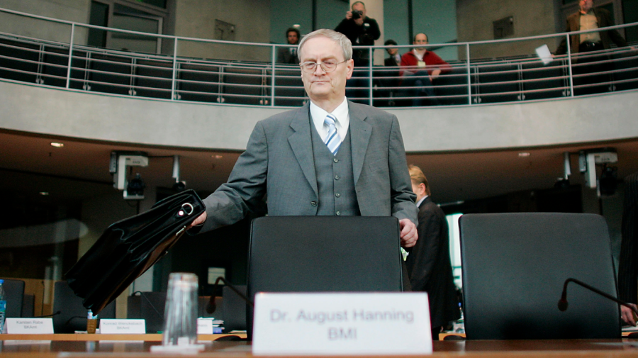 Fostul șef al serviciului german de informații, arestat: Este acuzat de spionaj și tentativă de trădare