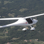 BREAKINGNEWS | Avion răsturnat la aterizare pe aerodromul din Vadul lui Vodă