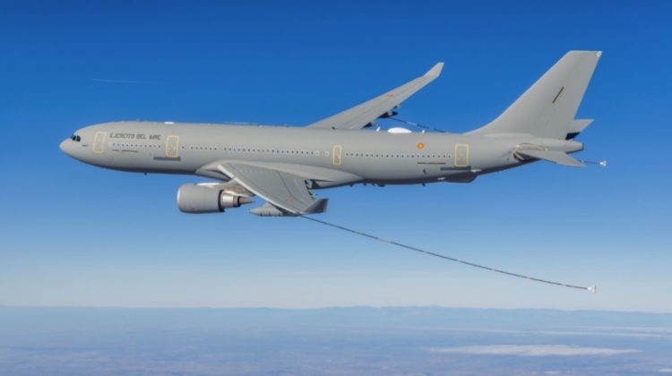 Zbor misterios deasupra Mării Negre: Două aeronave de realimentare au survolat regiunea