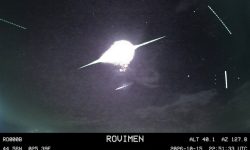 Un bolid extrem de strălucitor a traversat cerul Republicii Moldova și al României. Fenomenul a durat trei secunde