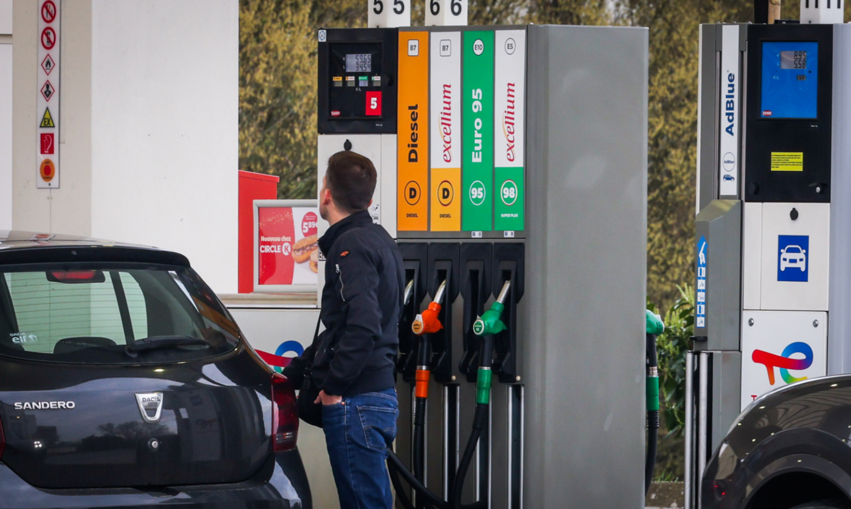 Motorina va rămâne scumpă și în 2027: Avertismentul Comisiei Europene