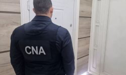 Un bărbat din Chișinău, vizat într-un dosar de trafic de influență. A fost plasat în izolatorul CNA