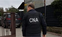 Percheziții la un bărbat: Ar fi cerut 7.500 € pentru a mușamaliza un dosar de conducere în stare de ebrietate