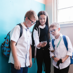 Italia lansează un instrument digital pentru a-i ajuta pe tineri să renunțe la rețelele sociale