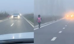 Pericol pe un drum îngust din Ialoveni! Un copil, filmat cum merge pe lângă mașini