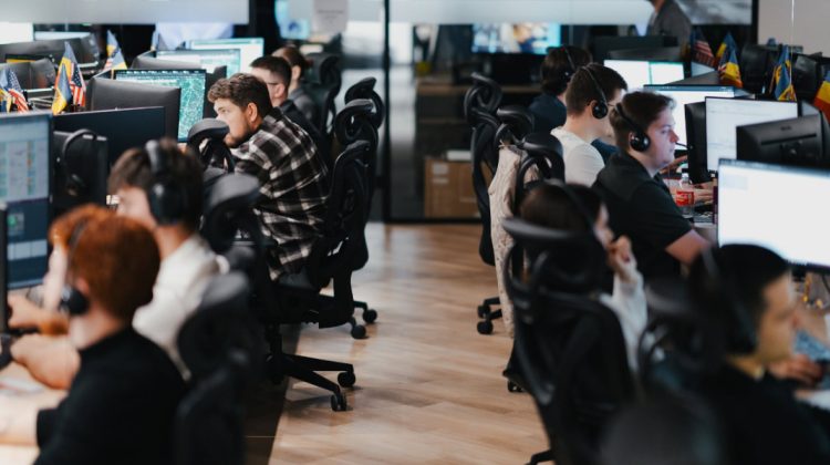 Exporturile de servicii ale Moldovei ating un nou nivel record: IT-ul și serviciile pentru afaceri, motoare ale economiei