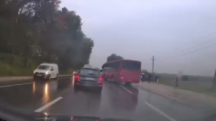 Accident la Sîngera. Implicat și un autobuz de pe ruta Mereni–Chișinău