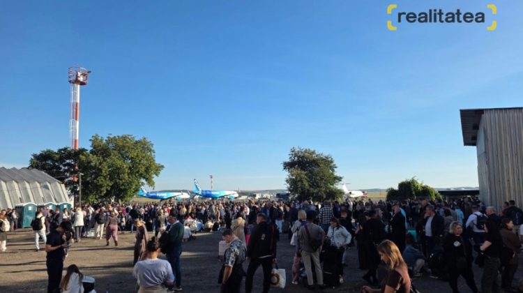Alertă cu bombă la aeroportul din Chișinău! Pasagerii sunt evacuați