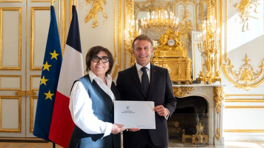 Noua ambasadoare a Moldovei în Franța și-a prezentat scrisorile de acreditare lui Emmanuel Macron