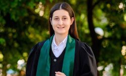 Familia Mîndrescu cere ajutor pentru Dorina, diagnosticată cu cancer la doar 22 de ani