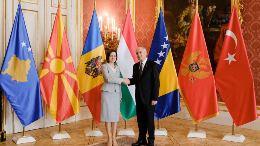 FOTO Maia Sandu a ajuns la Budapesta, la invitația premierului Péter Magyar