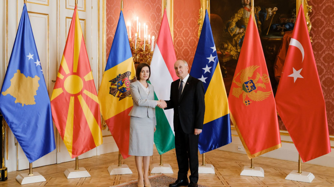 FOTO Maia Sandu a ajuns la Budapesta, la invitația premierului Péter Magyar