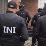 Percheziții la un grup care ar fi mobilizat tineri pentru dezordini în masă