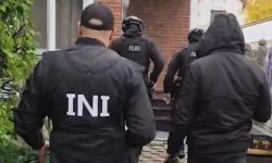 Percheziții la un grup care ar fi mobilizat tineri pentru dezordini în masă