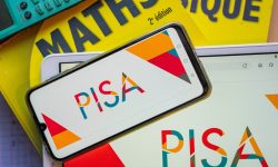 Elevii din UE, tot mai slabi la matematică, citire și științe. Concluziile Comisiei Europene