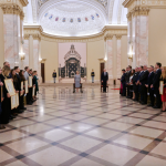 Performanța academică, răsplătită la Palatul Regal: Patru studenți din Moldova au primit burse
