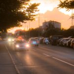 Important! De la 1 noiembrie, șoferii sunt obligați să circule cu luminile aprinse și pe timp de zi