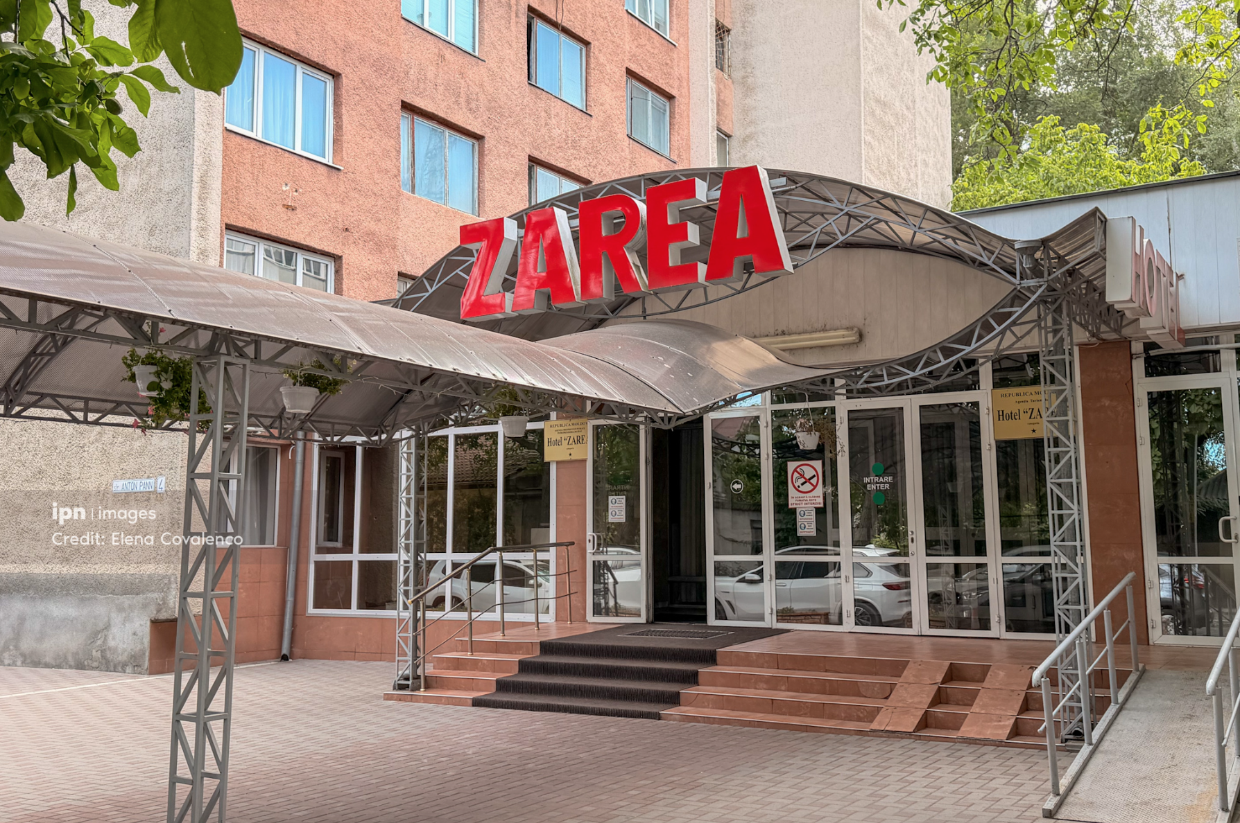 Nimeni nu s-a înscris la licitația pentru Hotelul „Zarea”. APP va relansa procedura de privatizare