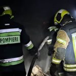 Incendiu la Ciorescu: Cinci vagoane destinate muncitorilor, cuprinse de flăcări