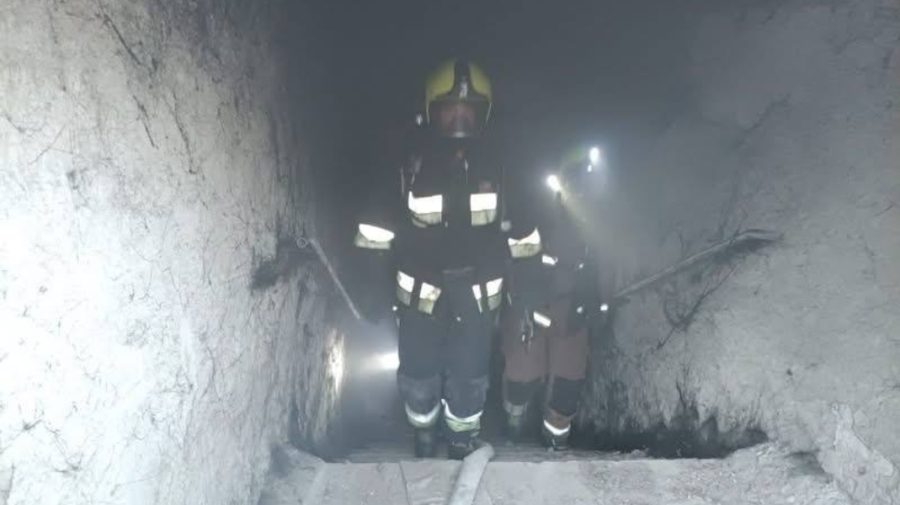 FOTO Fum dens în sectorul Ciocana. Opt echipaje de salvatori și pompieri, la fața locului