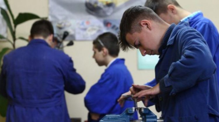 Peste 20 de instituții de învățământ profesional, modernizate cu 80 de milioane de euro: Ce lucrări sunt prevăzute