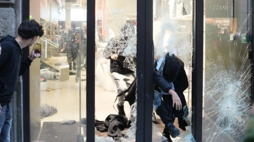Italia trimite 500 de soldați la Milano, după protestele violente împotriva scumpirilor