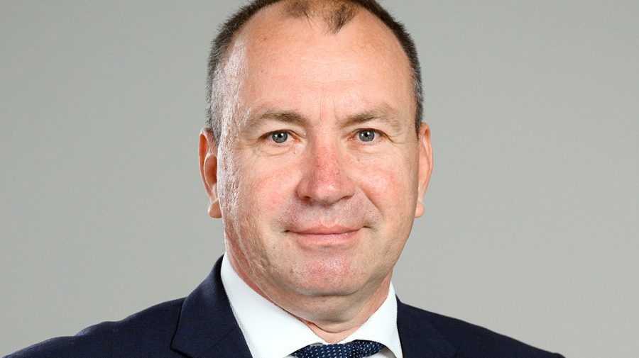 „Unii sunt amenințați…”. Levinschi din PAS explică de ce vrea majorarea lefurilor la instituția unde-i lucrează soția