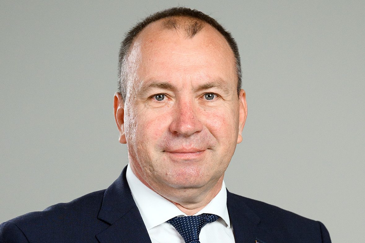 „Unii sunt amenințați…”. Levinschi din PAS explică de ce vrea majorarea lefurilor la instituția unde-i lucrează soția